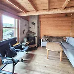 Cozy In Masfjordnes With Sauna *